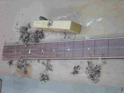 guitar-fingerboard-binding
